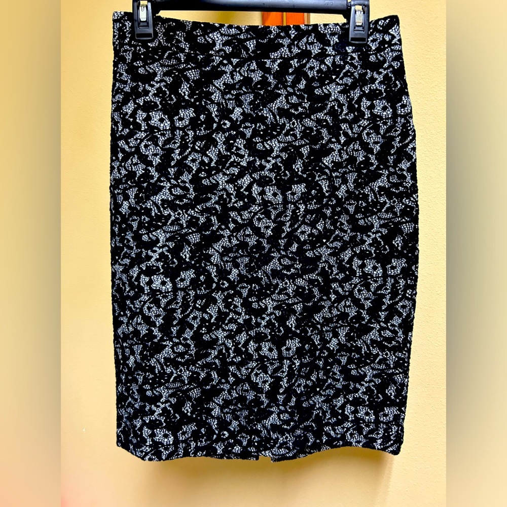 Michael Kors pencil skirt size small